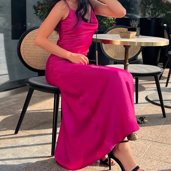 Silk Cocktail Dress Fuchsia Color Size 4-6 Fitted Cut - Picture 4 of 9